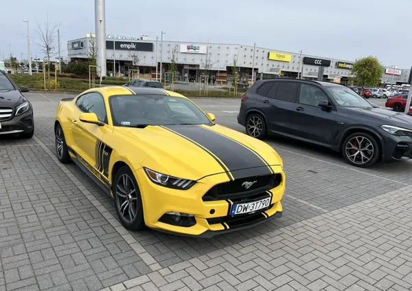 ford mustang wrocław Ford Mustang cena 129000 przebieg: 37500, rok produkcji 2017 z Wrocław